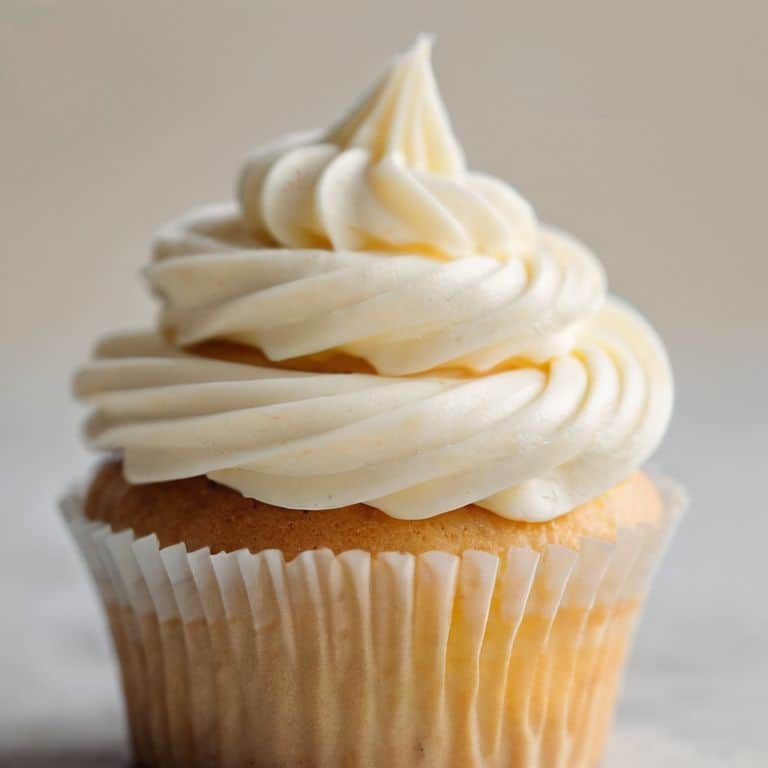 The Sweet Finale cupcake swirl