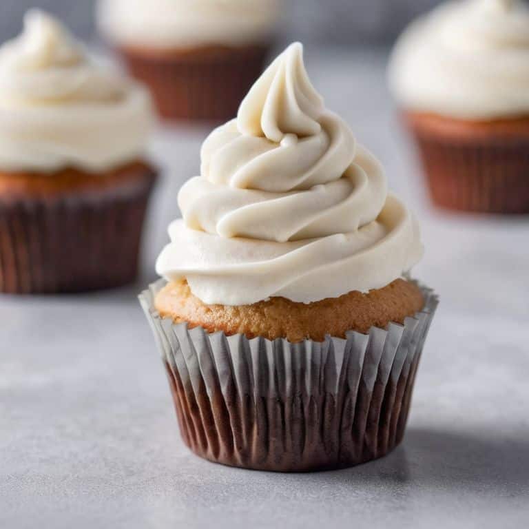 How to Decorate Cupcakes Like Pro